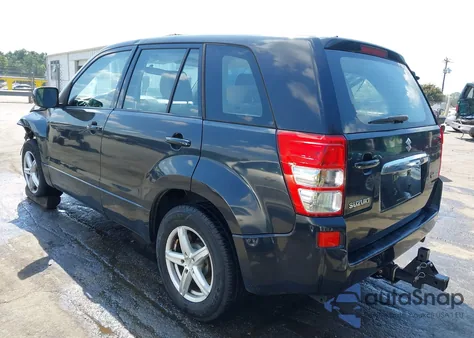 2013 Suzuki Grand Vitara z USA, uszkodzony, nr VIN JS3TE0D57D4100018